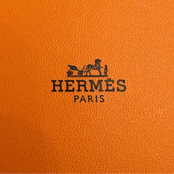 COPY - RARE HERMES SCENTED DRAWER. HERMES VETIVER PERFUMED LINING PAPER’S✴️✴️✴️ - Picture 1 of 6